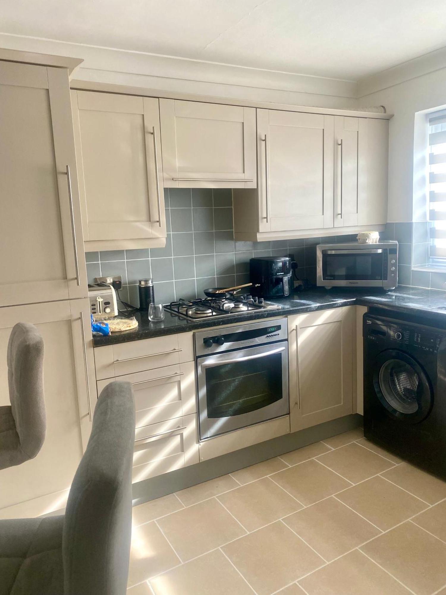 Wisteria Place * Henley-on-Thames
